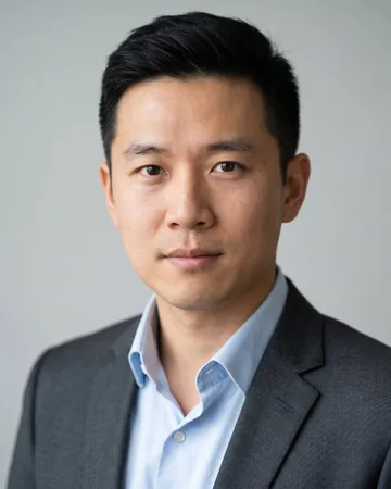 Li Wei — Procurement Operations Digital Worker, fictional corporate portrait